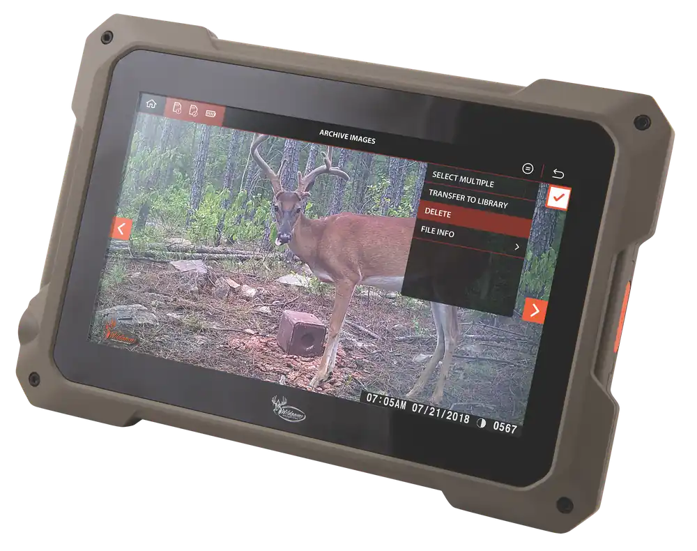 Wildgame Innovations 7" Touchscreen Trail Pad Viewer with Dual 32GB SD Cards - Brown