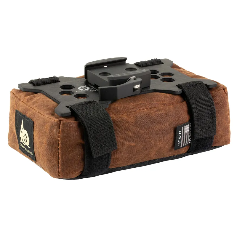 ODIN WORKS ARCA PLATE WITH CLAMP BAG