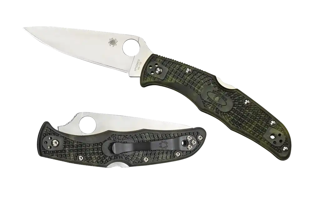 Spyderco Endura 4 Lightweight Folding Knife with Zome Green Handle and VG-10 Blade