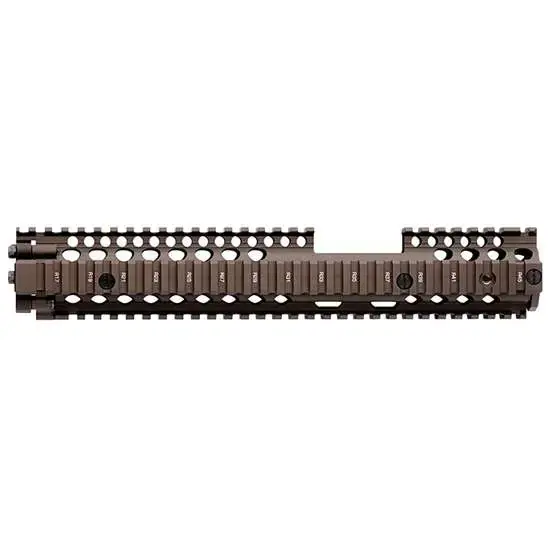 Daniel Defense 0100408030 M4A1 FSP RIS II AR-Platform Rifle 6061-T6 Aluminum Flat Dark Earth