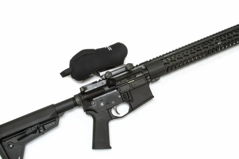 Sentry 12HE12BK Scopecoat Holographic/Electronic Scope Cover 4.2"x2" Eotech 511 Slip On Neoprene/Nylon Laminate Black