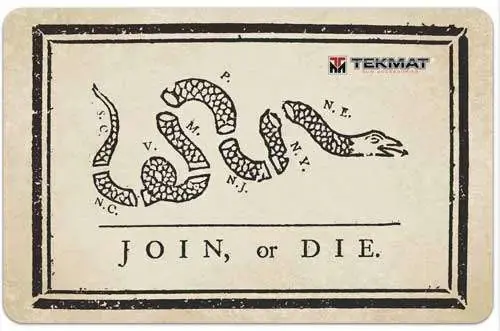 TekMat TEKR17JOIN Original Cleaning Mat Join or Die Snake 11" x 17"
